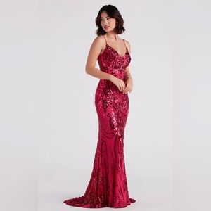 Long pink sequin spaghetti strap dress/mermaid/pink/long/prom/wedding guest